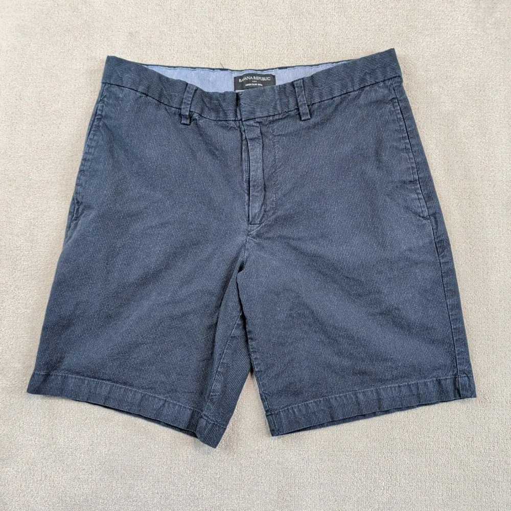 Banana Republic Aiden Club Shorts 30 Navy Blue Micro Stripe Slim Fit Chino